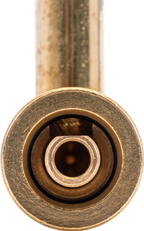 C.3910_3.jpg